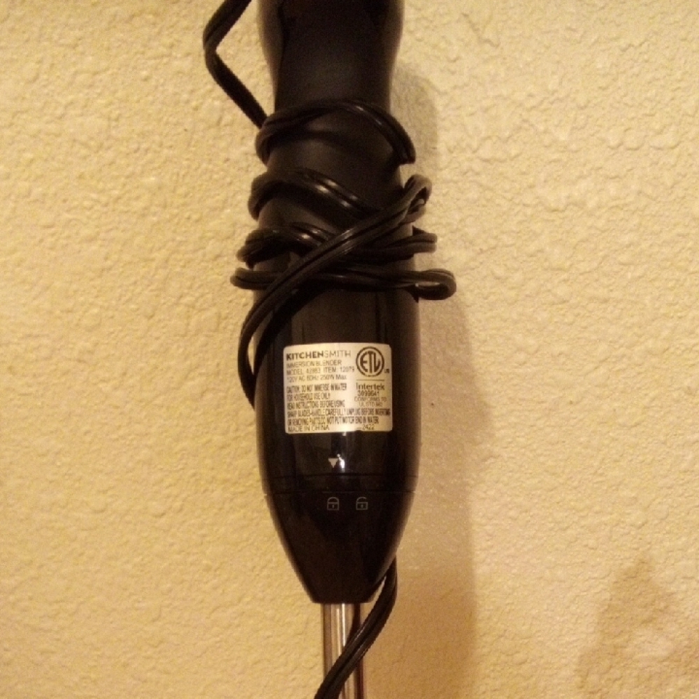 Black Hand Blender - Picture 5 of 6